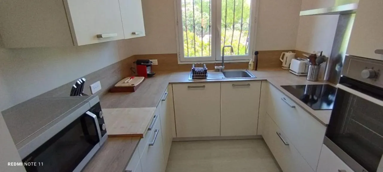 Apartment Appartement T3 Proche Centre Et Renecros-Garage Bandol France
